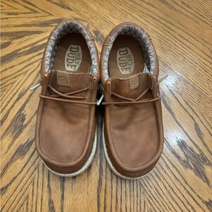 Hey Dude Wally Classic Leather Kids Shoes